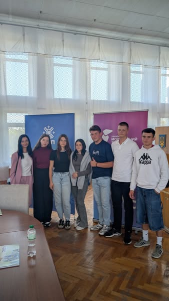 В громадах Київської області стартувала серія зустрічей для молоді, в якій прийняли участь здобувачі освіти 1 курсу ОПП "Лікувальна справа" під супроводом практичного психолога.